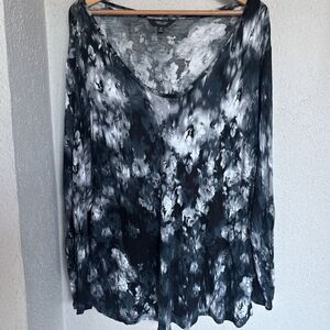 Simply Vera Women’s Vera Wang Long Sleeved Black And White Blouse Size 3X